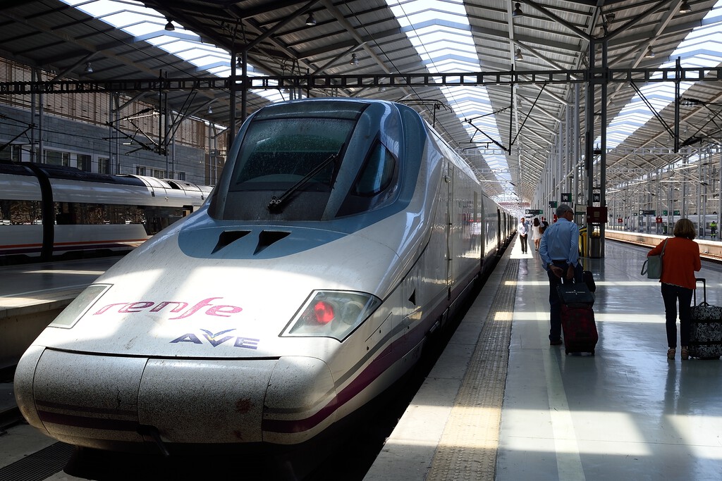 En tiempo récord, España consiguió superar a Japón con su red de alta velocidad. Ahora tiene un reto mayor: que sea fiable